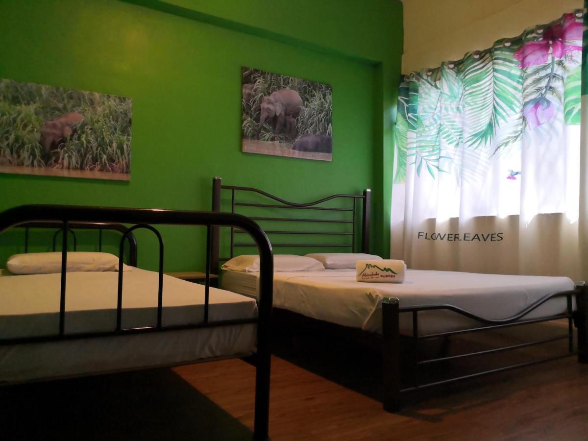Akinabalu Youth Hostel Kota Kinabalu Exteriör bild